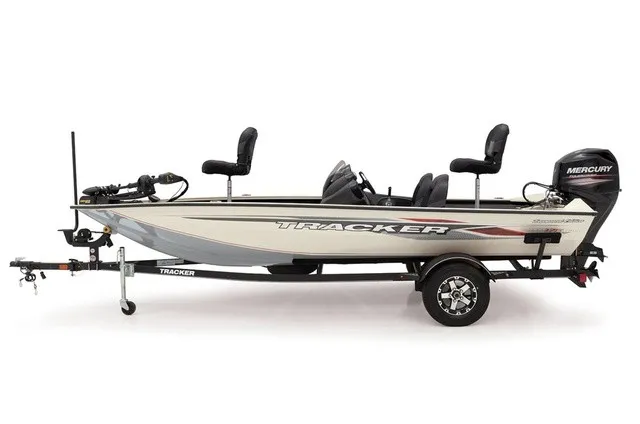 Slide: The Image of Tracker PRO TEAM 175TE 2021 - 21