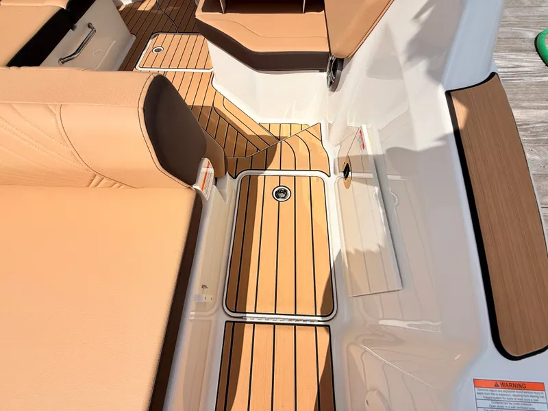 Slide: The Image of Sea Ray SDX 230 Outboard 2027 - 22