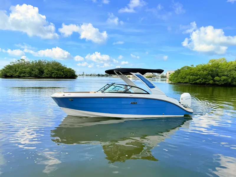 Slide: The Image of Sea Ray SDX 230 Outboard 2027 - 14
