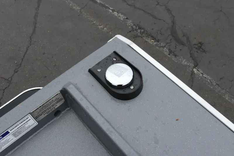 Slide: The Image of Fuel cap on 2027 Alumaweld Super Vee Pro 23 boat, gray surface detail. - 28