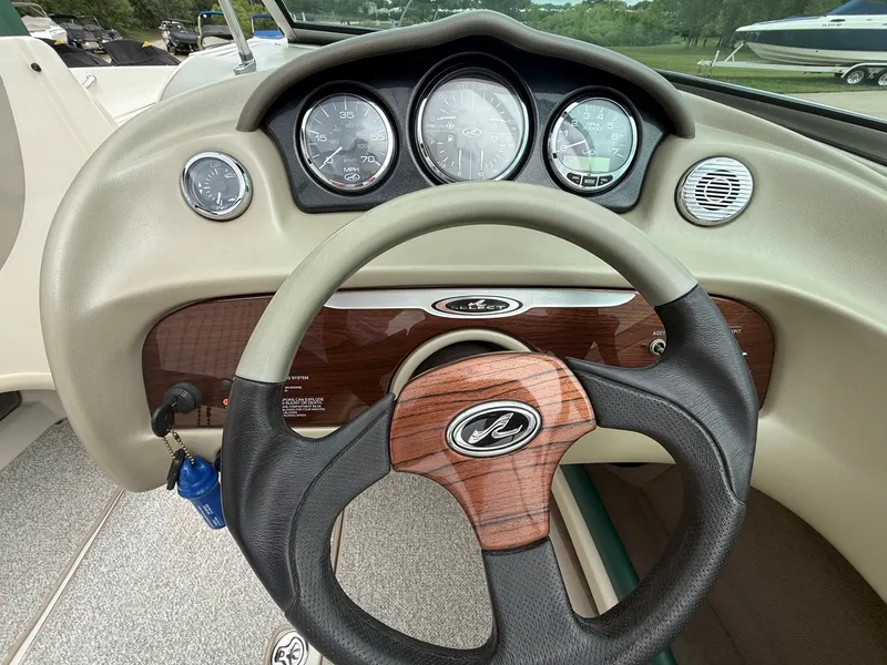 Slide: The Image of Sea Ray 200 Sport 2005 - 17