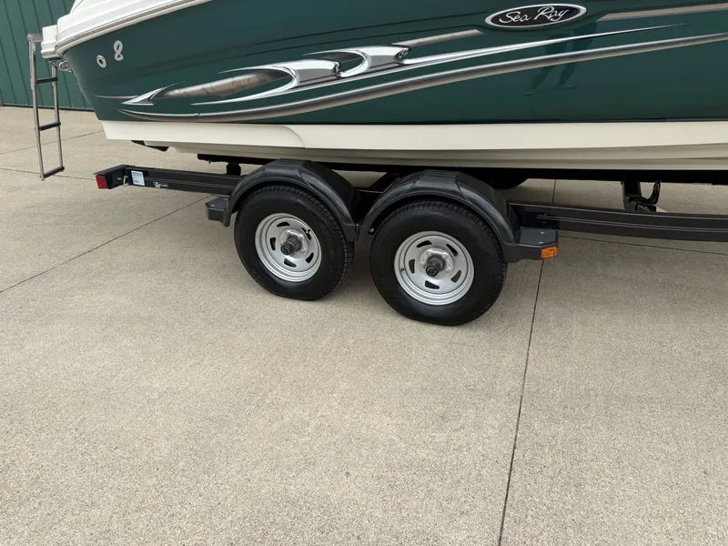 Slide: The Image of Sea Ray 200 Sport 2005 - 28