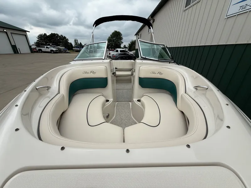 Slide: The Image of Sea Ray 200 Sport 2005 - 3