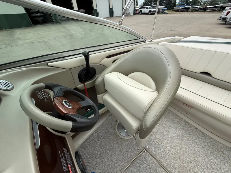 Slide: The Image of Sea Ray 200 Sport 2005 - 15
