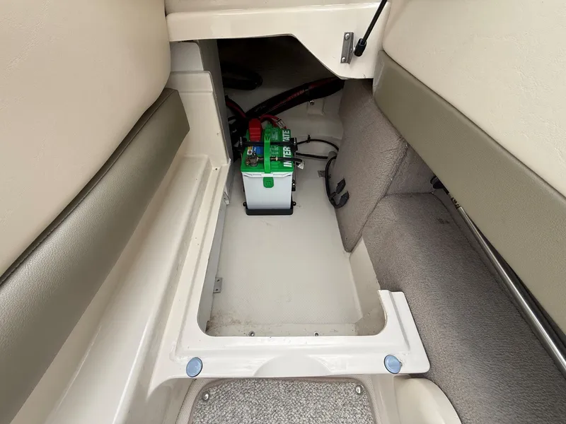 Slide: The Image of Sea Ray 200 Sport 2005 - 24