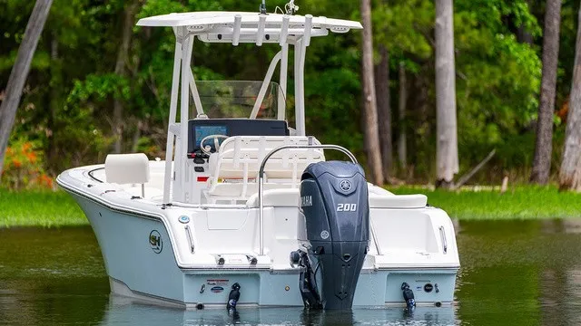 Slide: The Image of Sea Hunt Ultra 229 2027 - 8
