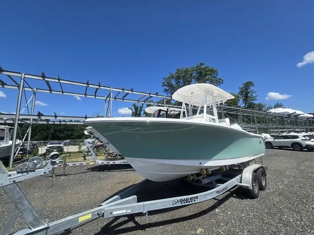 Slide: The Image of Sea Hunt Ultra 229 2027 - 2