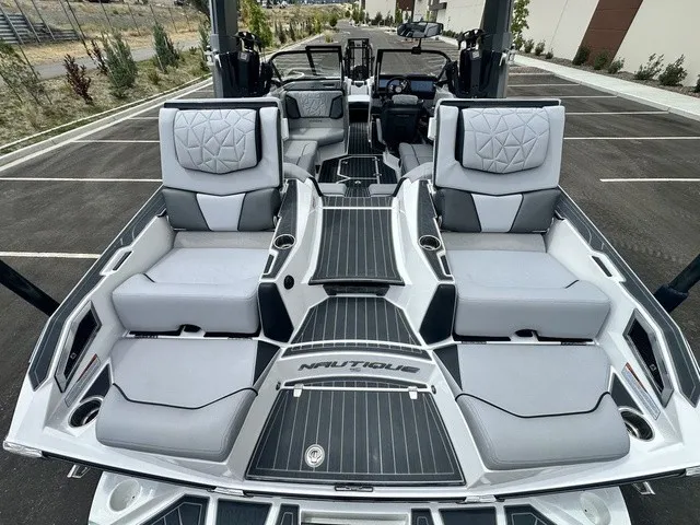 Slide: The Image of Nautique Super Air Nautique G23 Paragon 2022 - 15