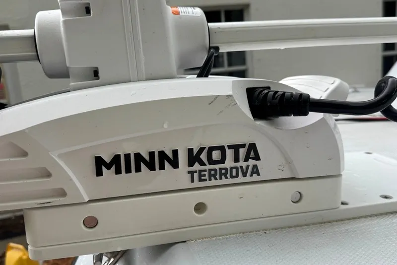 Slide: The Image of Minn Kota Terrova motor on 1997 Citation Seapro 220 Aquadek boat. - 12