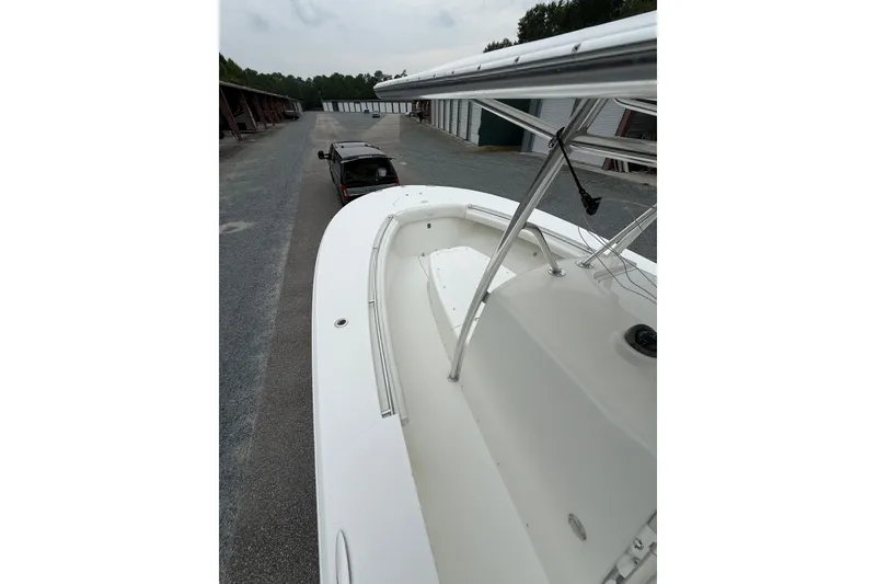 Slide: The Image of 2006 Southport 26 Center Console boat on trailer in storage facility. - 39