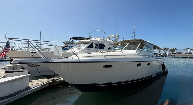 The Image of Tiara 35 Express 1998 - 0