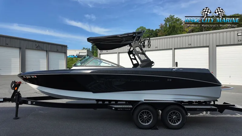 The Image of Nautique Super Air Nautique 230 2018 - 1