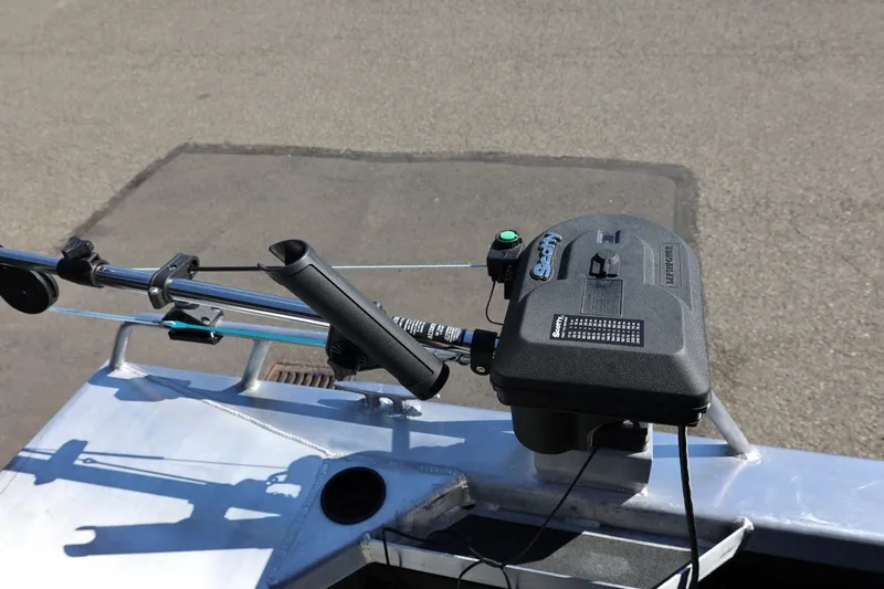 Slide: The Image of Fishing rod holder on 2025 Thunder Jet 200 Luxor boat deck. - 59