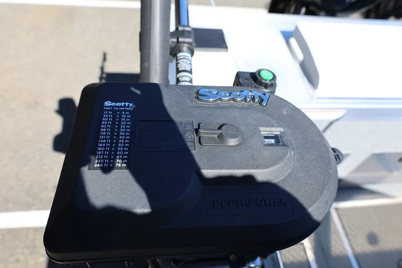 Slide: The Image of Close-up of Scotty Depthpower equipment on a 2025 Thunder Jet 200 Luxor boat. - 58