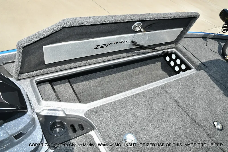 Slide: The Image of Nitro Z21 Pro 2021 - 64