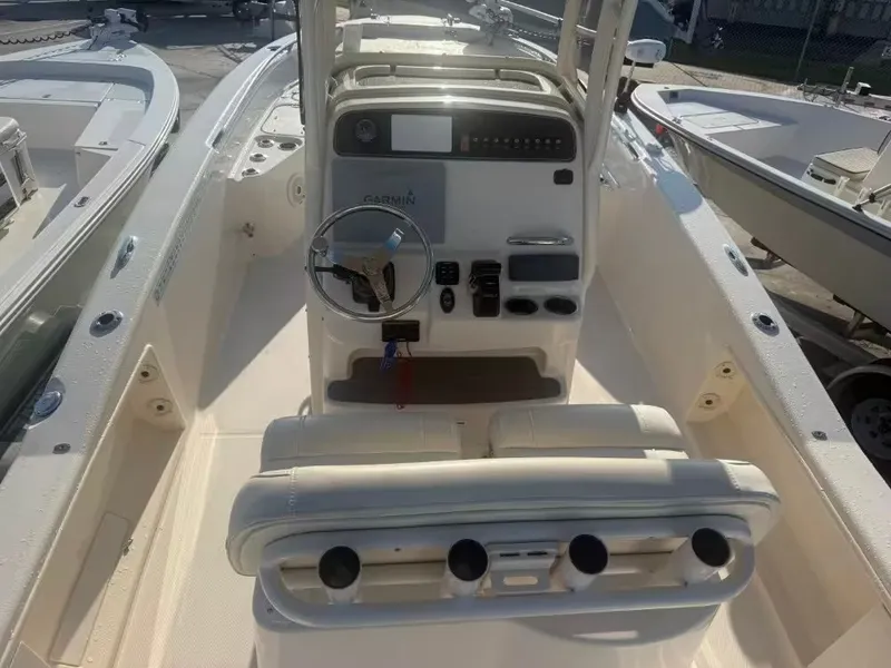 Slide: The Image of Grady-White 251 Coastal Explorer 2018 - 8