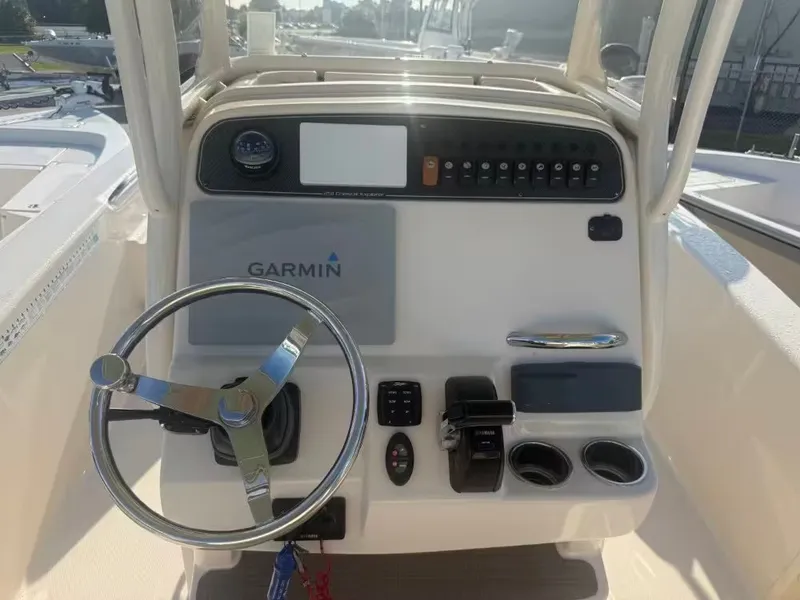 Slide: The Image of Grady-White 251 Coastal Explorer 2018 - 9