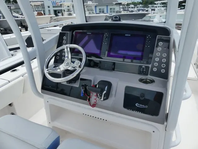 Slide: The Image of Robalo 266 Cayman SD 2023 - 10