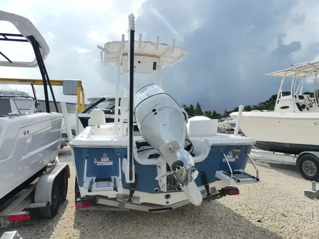 Slide: The Image of Sea Pro 230 Bay 2026 - 5
