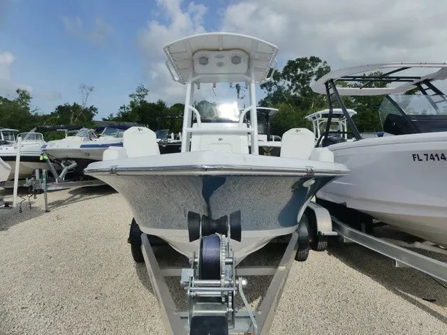 Slide: The Image of Sea Pro 230 Bay 2026 - 3