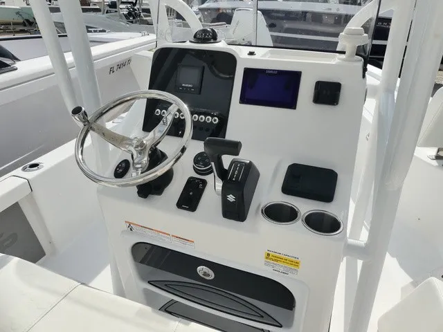 Slide: The Image of Sea Pro 230 Bay 2026 - 10