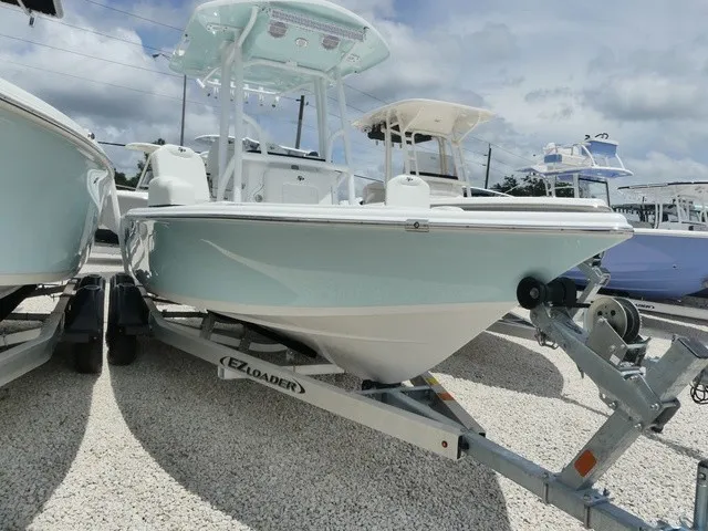 Slide: The Image of Sea Pro 210 Bay 2026 - 3