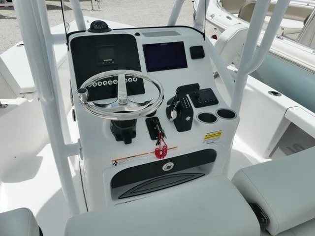 Slide: The Image of Sea Pro 210 Bay 2026 - 10