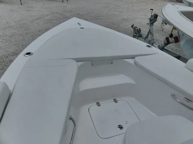Slide: The Image of Sea Pro 210 Bay 2026 - 12