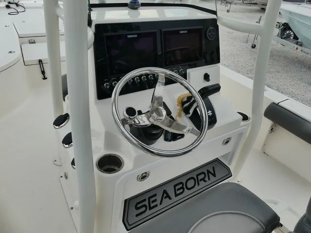Slide: The Image of Sea Born FX24 Bay 2023 - 10