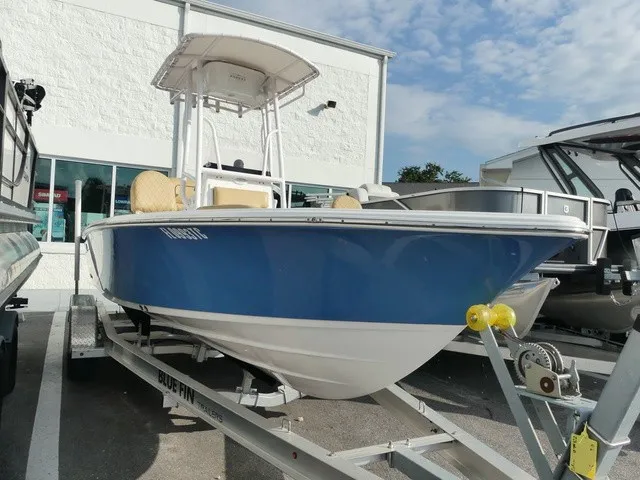 Slide: The Image of Sportsman Masters 207 Bay Boat 2022 - 3