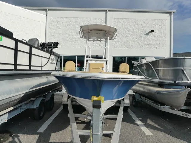 Slide: The Image of Sportsman Masters 207 Bay Boat 2022 - 2