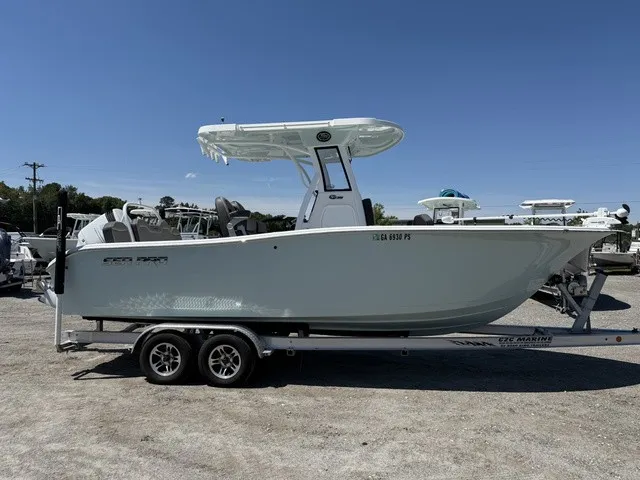 The Image of Sea Pro 245 FLX Center 2024 - 1