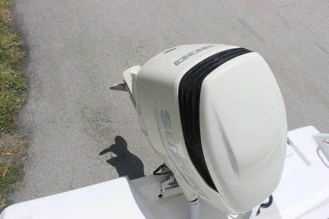 Slide: The Image of Sportsman Heritage 231 Center Console 2018 - 18