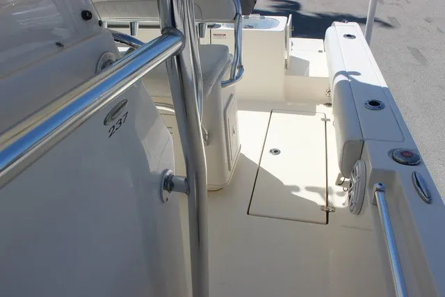 Slide: The Image of Cobia 237 Center Console 2022 - 32