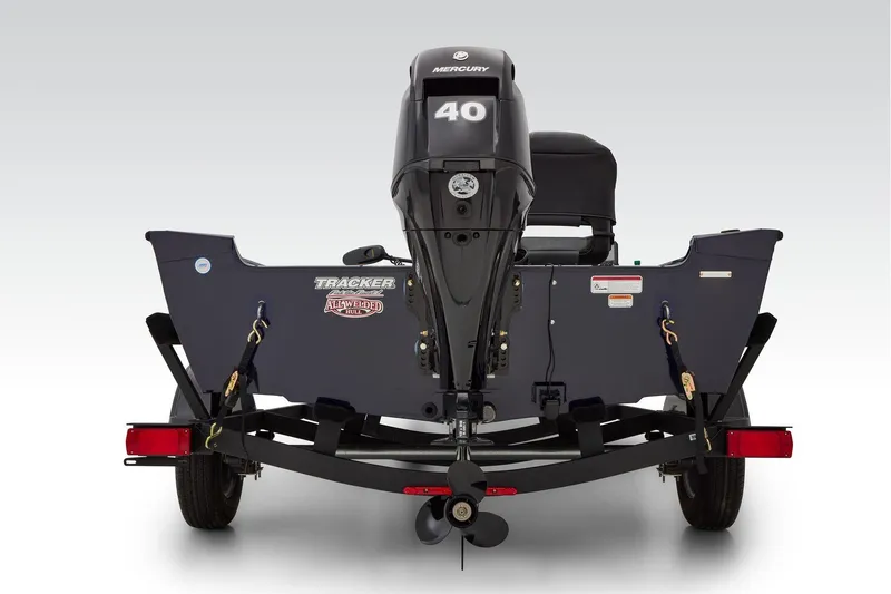 Slide: The Image of Tracker Super Guide V-16 T 2026 - 27