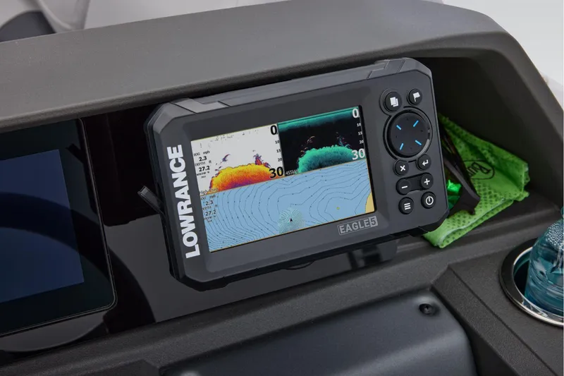Slide: The Image of Sun Tracker SportFish 22 XP3 2026 - 63