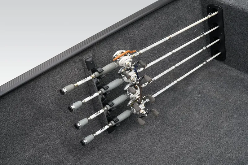 Slide: The Image of Tracker Bass Tracker Classic XL 2026 - 16