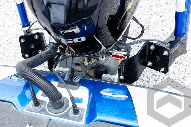 Slide: The Image of 2020 Skeeter FXR20 Limited boat engine and mounting details. - 28
