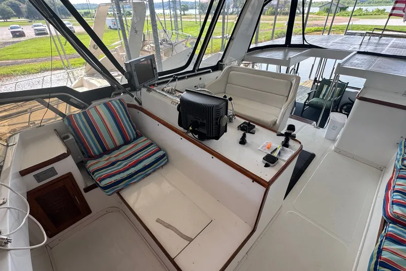 Slide: The Image of Enclosed Flybridge Looking Aft - 26