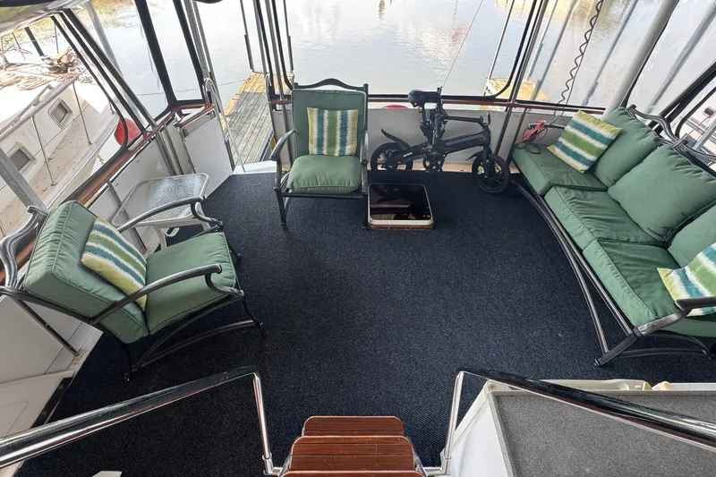 Slide: The Image of Aft Sun Deck - 12