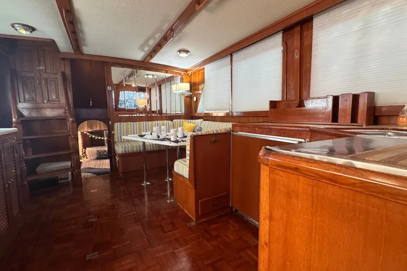 Slide: The Image of Main Salon, Dinette, & Galley Looking Aft - 33