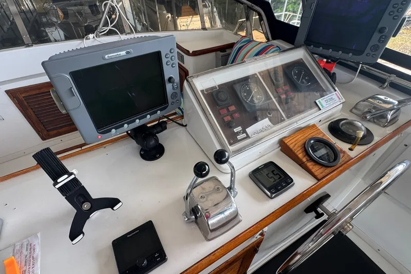 Slide: The Image of Flybridge Helm Station Navigation and Monitoring Equipment - 19