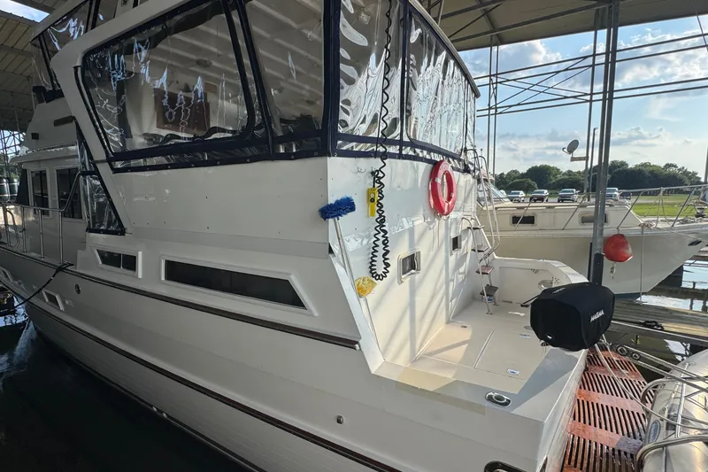 Slide: The Image of Swim Platform and Enclosed Aft Sun Deck - 88