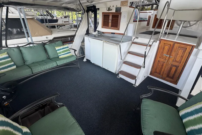 Slide: The Image of Aft Sun Deck with Wet Bar - 13