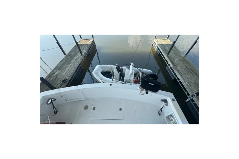 Slide: The Image of Swim Platform with Tender - 80