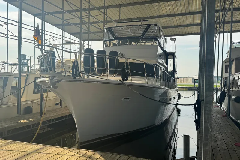 Slide: The Image of Exterior Port Profile View - 1