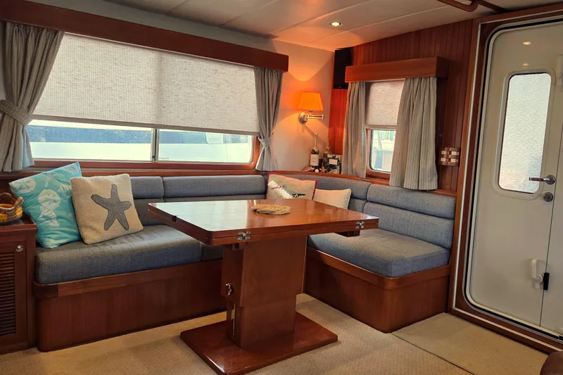 Slide: The Image of Salon looking aft and to starboard - 3