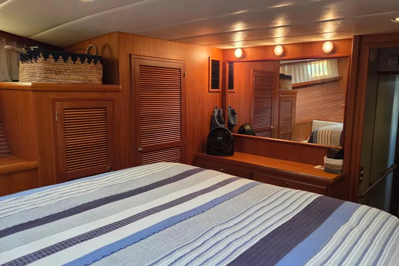 Slide: The Image of Owner cabin looking aft - 13