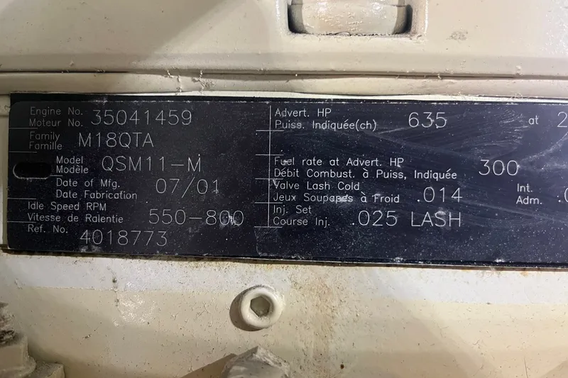 Slide: The Image of Engine specifications plate for 2002 Sea Ray 480 Motor Yacht, model QSM11-M. - 14