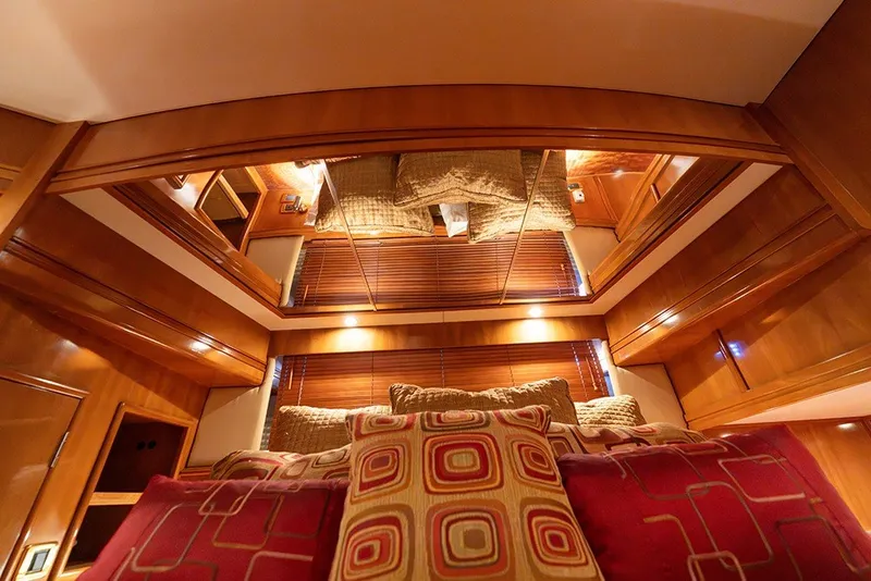 Slide: The Image of Mirror above master berth - 39